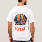 Rotten to the Core - Zombie Halloween T-Shirt (Achterkant)