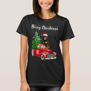 Rottweiler Riding Red Truck Merry Kersthond Lo T-shirt