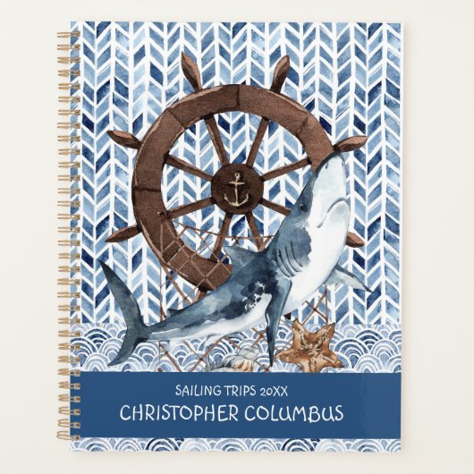 Roue de direction et requin du navire (Devant)