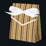Rouge rubis, Vert olive, Gris or<br><div class="desc">Rouge rubis,  vert olive et or rayé ballotin avec cravate ruban. Parfait pour tous les thèmes de décoration cadeau; simple/minimaliste à maximaliste en fonction des agréments supplémentaires.</div>