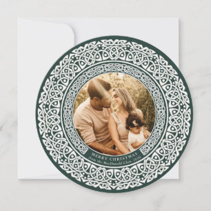 Round Green + Off White Celtic Holiday Photo Card Feestdagenkaart