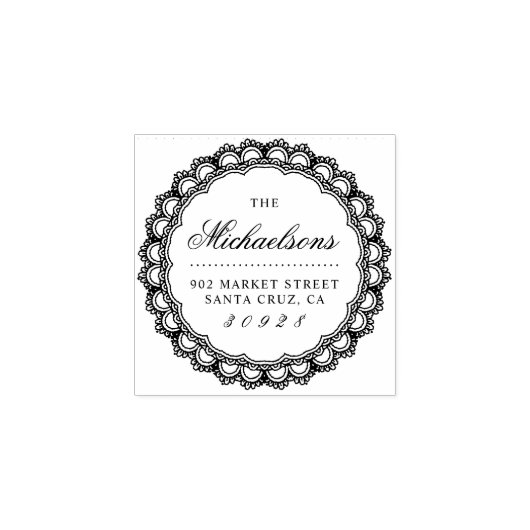 Round Lace Border Achternaam Script Retouradres Rubberstempel (Afrduk)