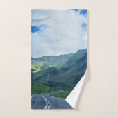 Route de Transfagarasan – Impression de la montagn (Serviette à main)