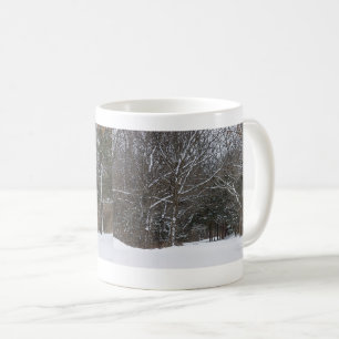 Route recouverte de neige Peinture de café Mug