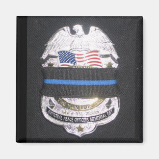 ROUWBADGE LEO MAGNEET