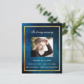 Rouwbord rouwkaart met blauwe lucht en gouden foto (Staand voorkant)