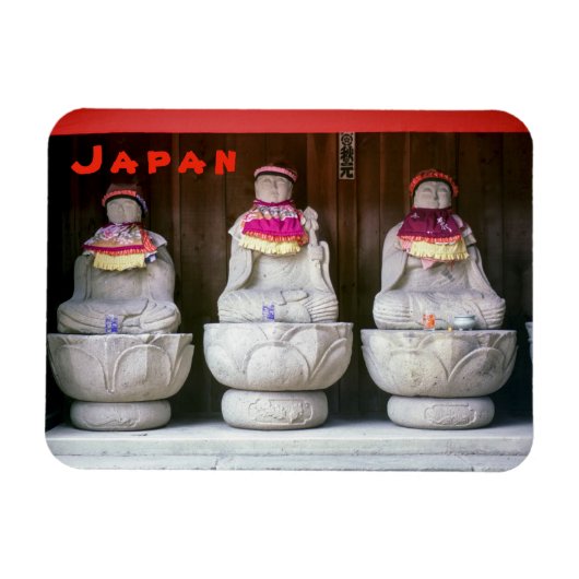 Row van Jizo monk standbeelden met bib en pet - Ja Magneet (Horizontaal)