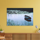 Rowboat on small lake surrounded by water canvas afdruk (Insitu (Woonkamer))