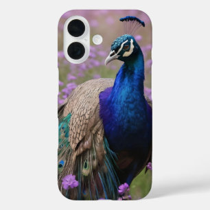 Royal Blue: blauwe pauw in lavendelveld, iPhone 16 Hoesje