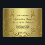 Royal Gold Abstrait Peacock Faire-part de mariage<br><div class="desc">Design très élégant avec des Peacocks arrière - plan doré et abstrait or brillant pour un événement spécial mariage. Il donnera une touche unique à votre style mariage. Sois différent ! Personnalisez avec vos propres informations. Si vous devez déplacer le texte ou modifier la taille, la police ou la couleur,...</div>