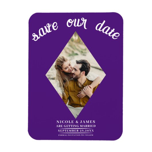 Royal Paarse Diamond Foto Bruiloft Save the Date Magneet (Verticaal)