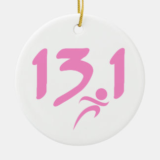 Roze 13.1 halve marathon keramisch ornament