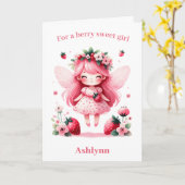Roze Aardbei Fairy Berry Verjaardag Kaart (Gele Bloem)