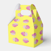 Roze aardbeiencupcakes op geel bedankdoosjes (Voorkant Zijde)