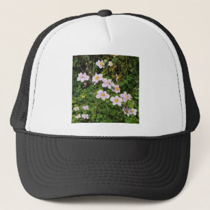 Roze annemonen trucker pet
