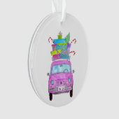 Roze auto met kerstcadeautjes Waterverf Ornament (voorkant)