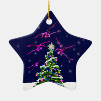 Roze Baby Dragons omcirkelen een kerstboom Keramisch Ornament