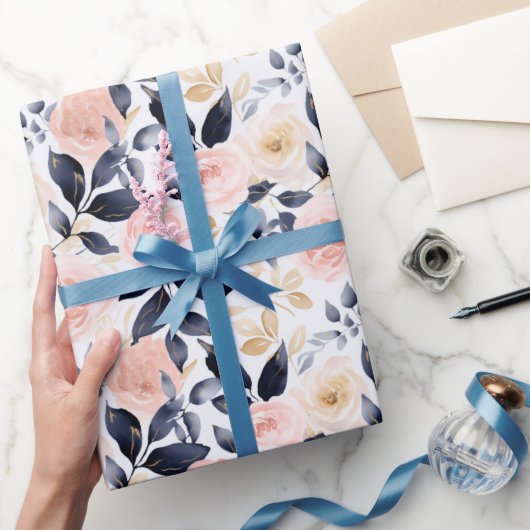 Roze Blauwe Chic Bloemen Bruiloftsdouche Cadeaupapier (Geschenken)