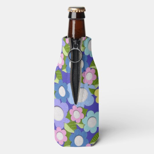 Roze blauwe en Paarse viltstijlbloemen, zodat ze l Flesjeskoeler (Fles Achterkant)