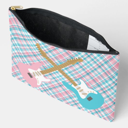 ROZE & BLAUWE PLAID EN ELEKTRISCHE GITAREN ETUI (Open)