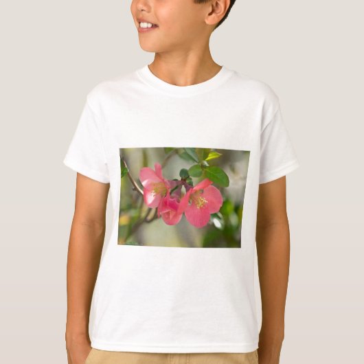 Roze bloeiende kweepgloed t-shirt (Voorkant)