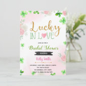 Roze bloem gelukkig in liefde uitnodiging (Staand voorkant)