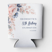 Roze Bloemen 80e Verjaardag Party Script Blikjeskoeler (Voorkant)