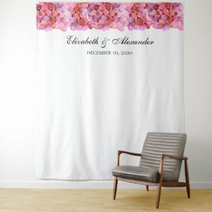 Roze bloemen achtergrond. Bloemrijke trouw achterg Wandkleed