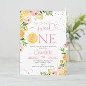 Roze Bloemen Citrus Ze is een lief een 1e verjaard Kaart (Staand voorkant)