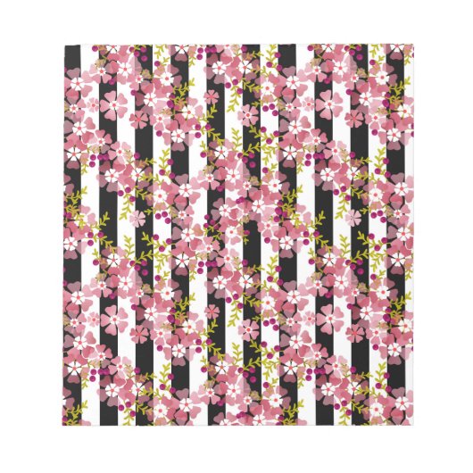 Roze bloemen notitieblok (Voorkant)