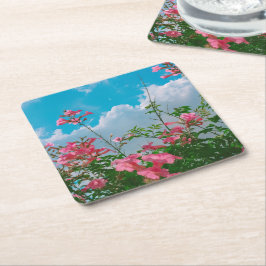 Roze Bloemen Onder Blauwe Hemel Met Wolken - Natuu Vierkante Kartonnen Onderzetter