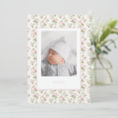 Roze Bloemen Pasgeboren Aankondiging Fotokaart (Staand voorkant)