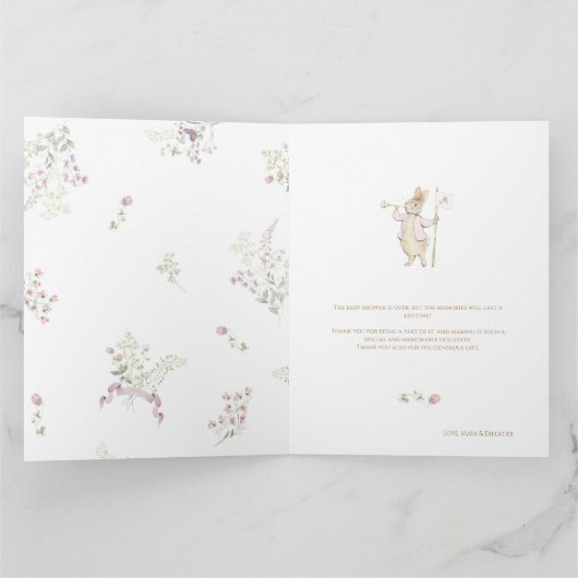 Roze Bloemen Peter de Konijn Monogram Baby shower Bedankkaart (Binnen)