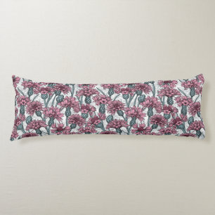 Roze bloemen, wilde bloemen op wit lichaamskussen
