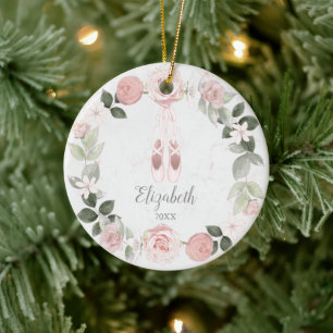 Roze bloemenkrans ballet slippertjes gepersonalise keramisch ornament
