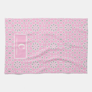 Roze bloemig monogram theedoek