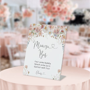 Roze Bloemige Bruids-Shower Mimosa Bar Reclamebord Met Voetstuk