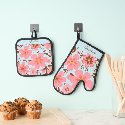 Roze Bloemstemming – Pastel Vibes-Retro bloemen Ovenwant & Pannenlap Set (Insitu(Ophanging))