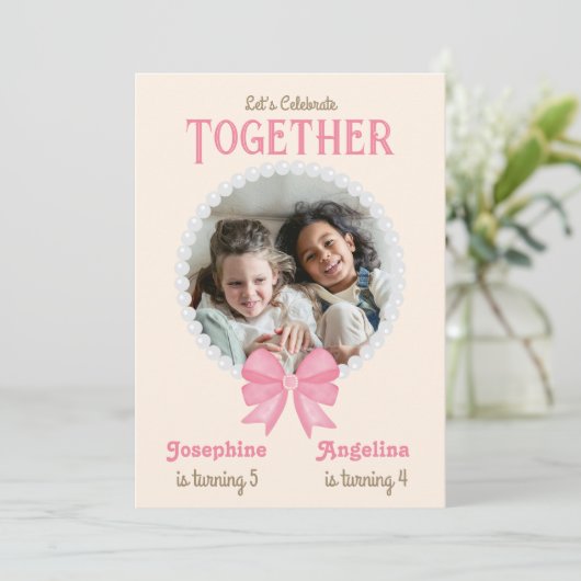 Roze Bow Pearl Foto Meisje gezamenlijke verjaardag Kaart (Staand voorkant)