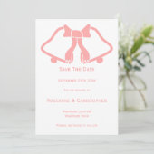 Roze bruiloft Bewaar de datum Kaart klokken en lin (Staand voorkant)