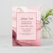 Roze Burgundy Red Marble Trunk Party Invite Kaart (Staand voorkant)