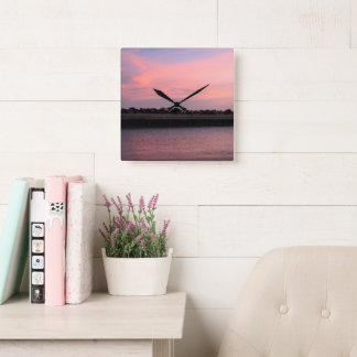 Roze Caribische Zonsondergang Boven Rustige Zee 1 Vierkante Klok