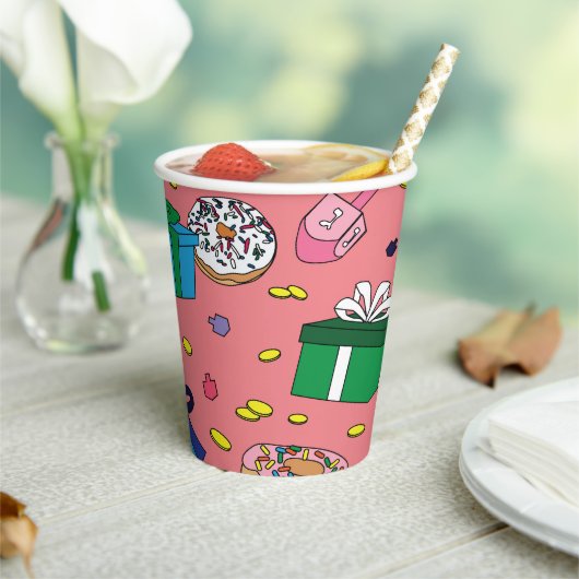 Roze Chanoeka Patroon Papieren Bekers (Insitu)