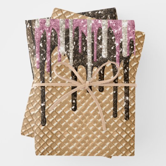 Roze Chocolade Ice Cream Cone Glitter Druppels Inpakpapier Vel (In situ)