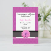 Roze cirkels en uitnodiging van Floral Birthday (Staand voorkant)