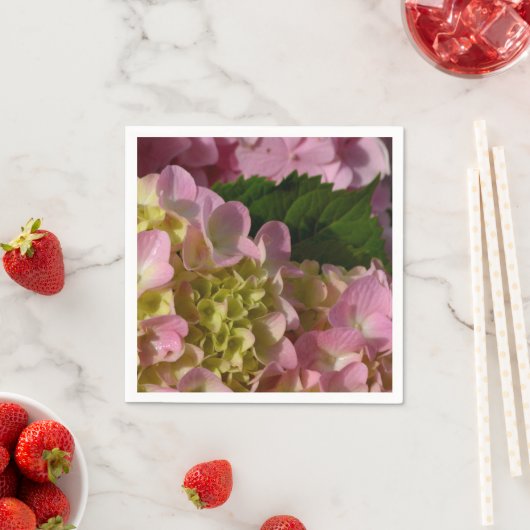 Roze Crème Hydrangeas geel roze groen bloemig Servet (Insitu)