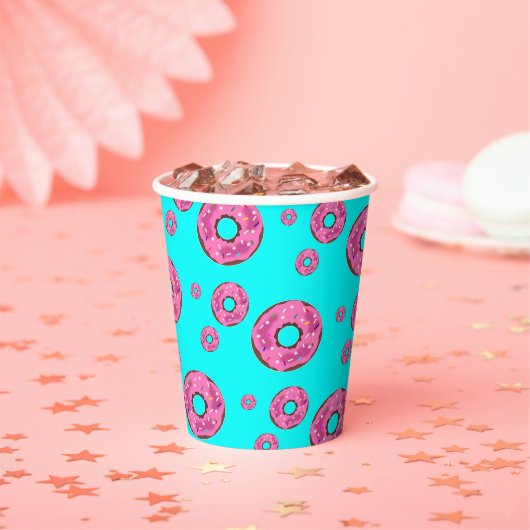 Roze crèmedonuts papieren bekers (Insitu)