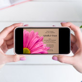 Roze Daisy over uitnodiging van de Tan Engagement 