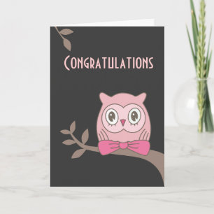 Roze dame uil gefeliciteerd kaart
