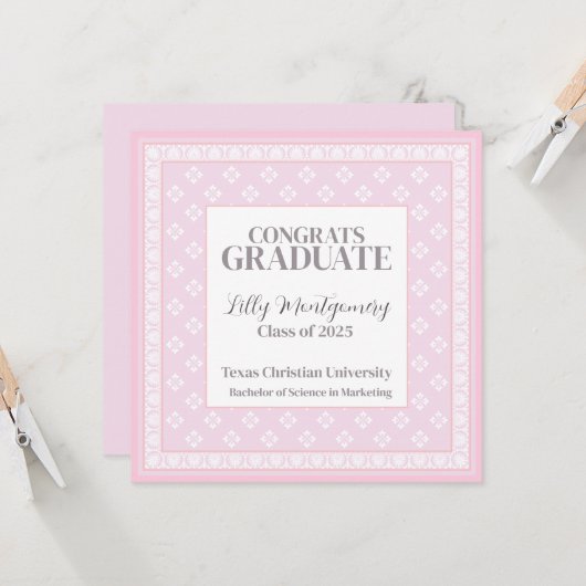 Roze diploma-uitnodiging vierkant kaart (Voorkant / Achterkant in situ)